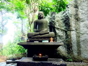 sri lanka buddhizmus yatagala templom